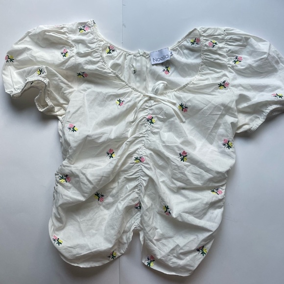 Noella Samantha Blouse top off White Floral Puff Sleeve embroidered - Picture 4 of 7